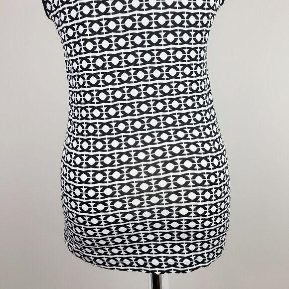 Banana Republic Black & White Geometric Print Tank Top Small - Picture 9 of 16
